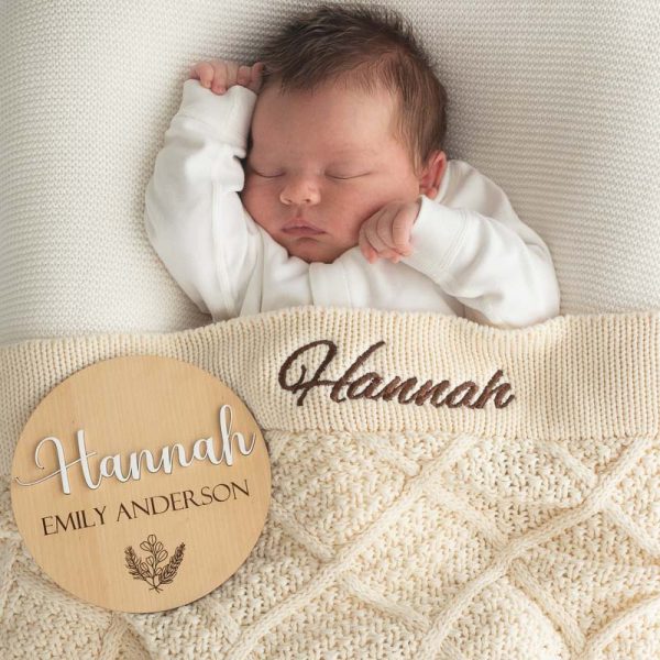 Personalised Cream Diamond Blanket & 3D Baby Name Disc