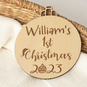 1st Christmas Personalised Disc engraved with boys name William.